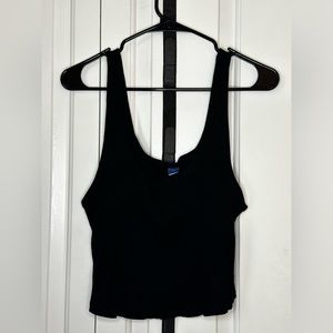 cropped tank top